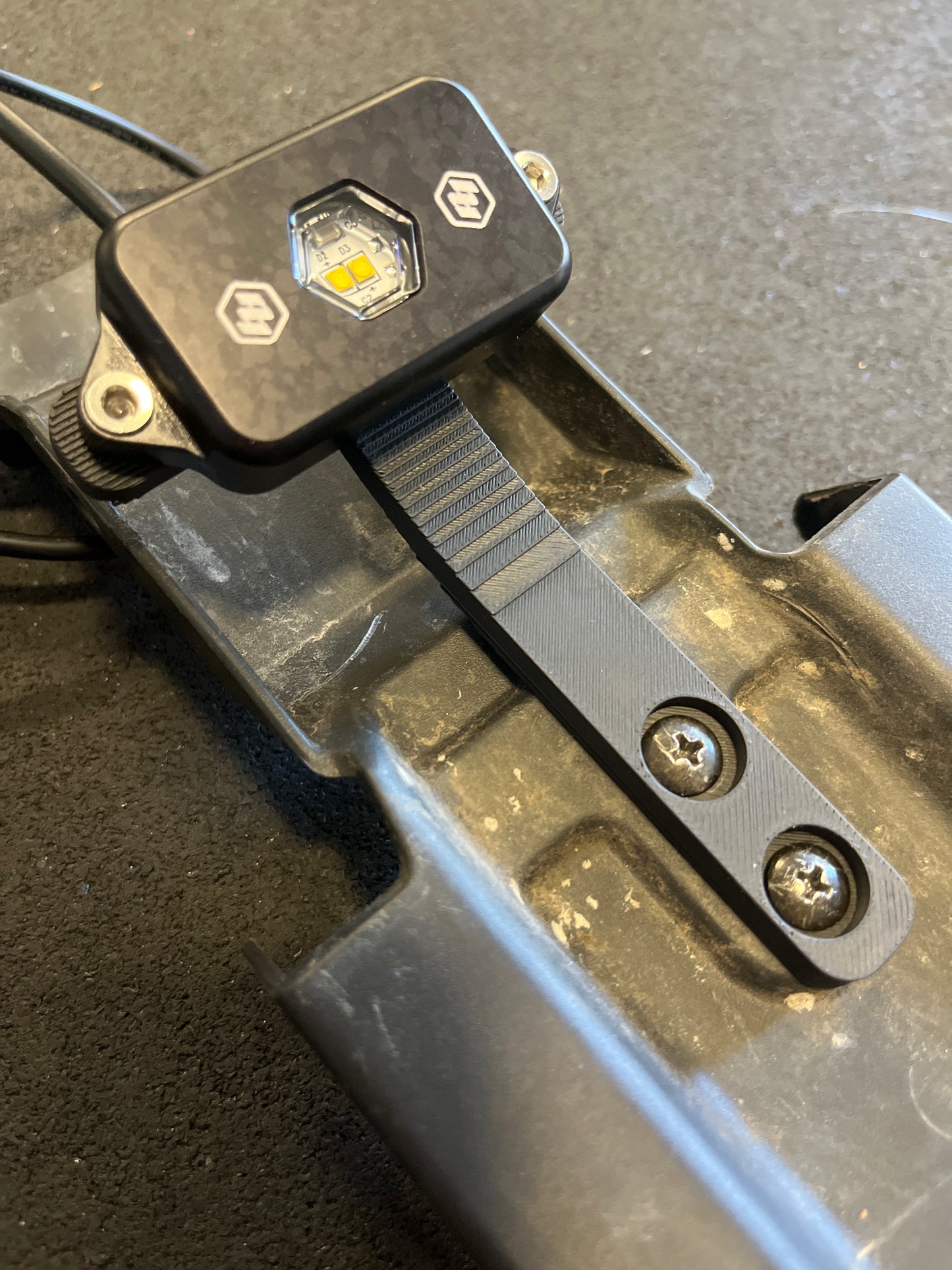 Baja Rocklight Mount -LBX